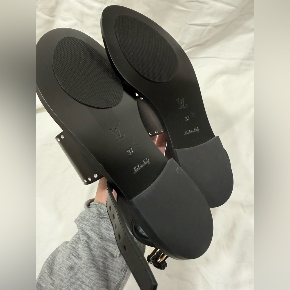 Louis Vuitton Perforated Horizon Sandals - Picture 3 of 6